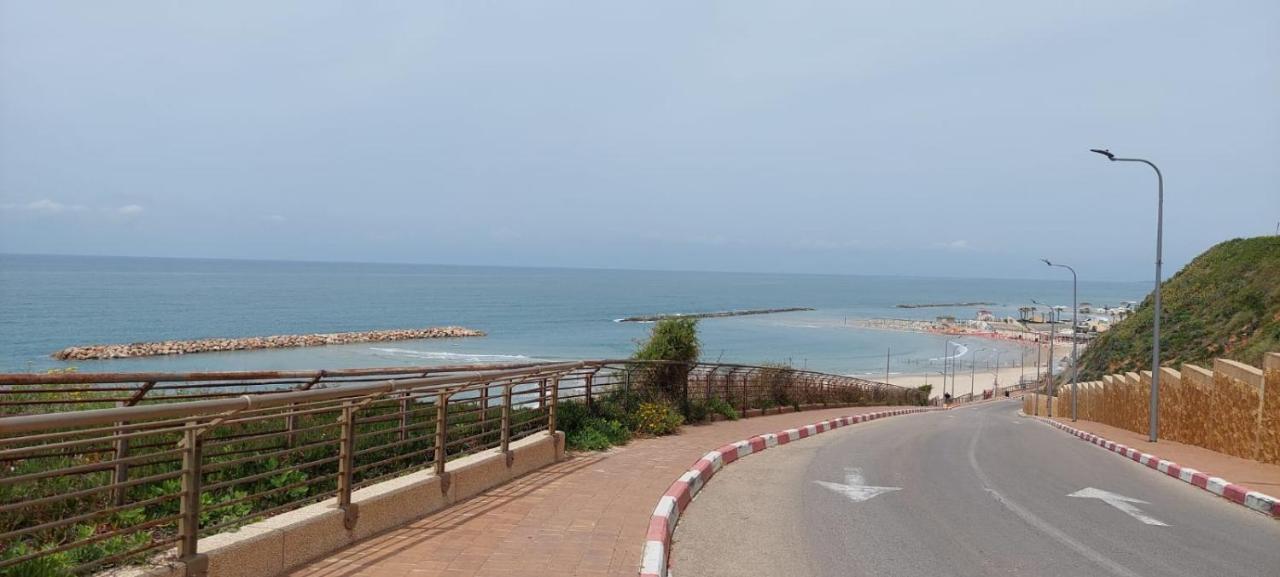 הנביאים 1 נתניה Naveim Apartment Eksteriør billede